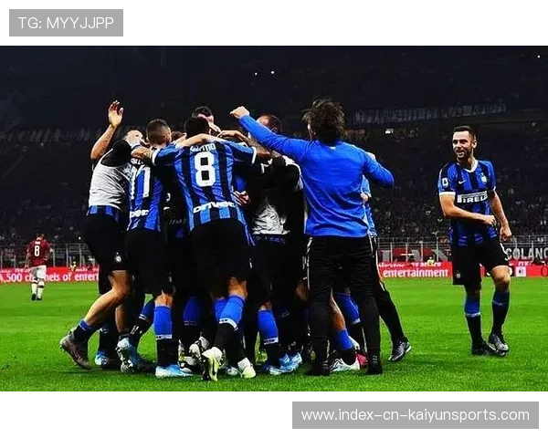 AC米兰防守反击策略在比赛中得到验证——从场上到场下的全景解读