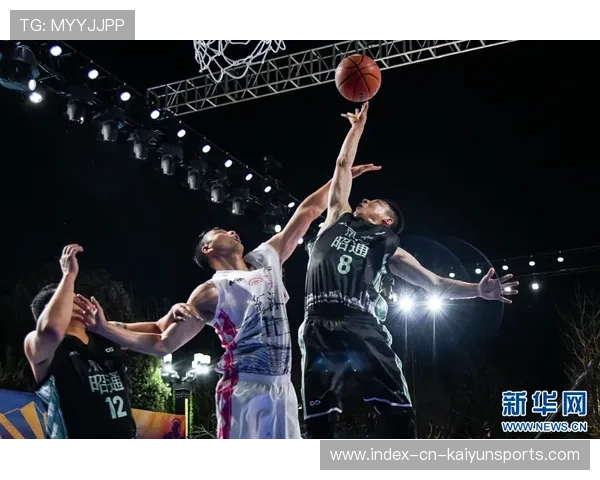 超三联赛现场直击：一场精彩比拼中的“右向灯”瞬间，背后藏着怎样的比赛哲学？