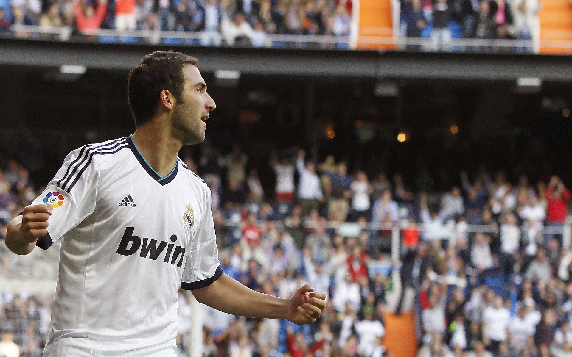 足球比赛在线直播推荐，足球比赛在线直播推荐下载